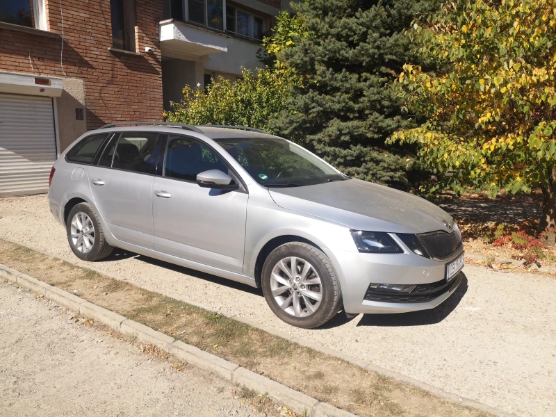 Skoda Octavia 1, 4 TGI CNG, снимка 2 - Автомобили и джипове - 47940873