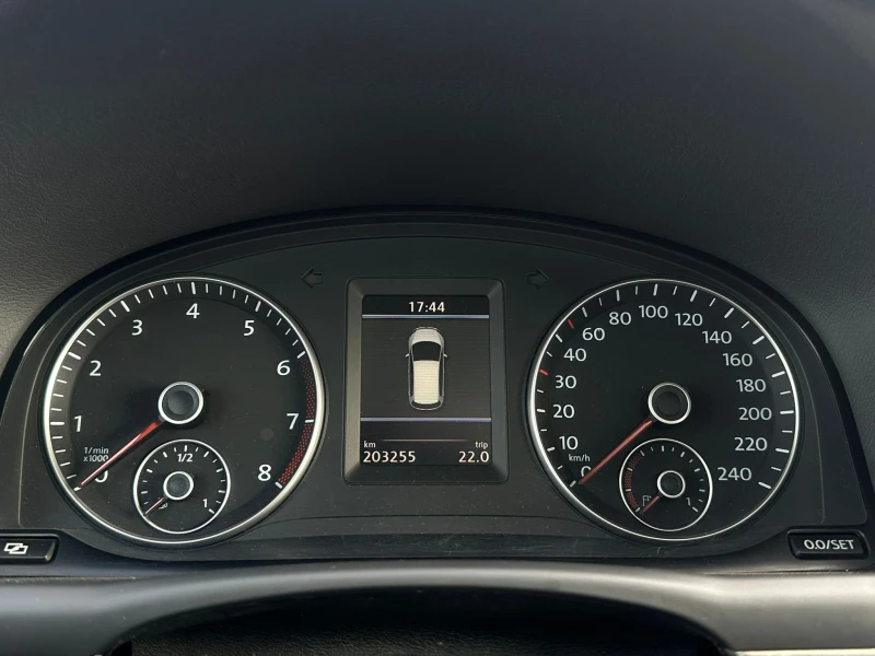 VW Touran / 1.4I / CNG / HIGHLINE / TOP / , снимка 15 - Автомобили и джипове - 51835304