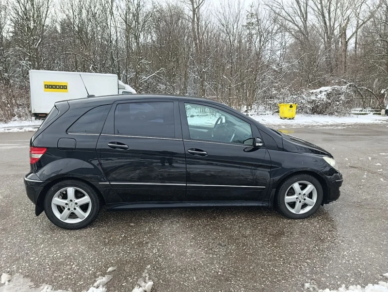 Mercedes-Benz B 200 CDI , снимка 6 - Автомобили и джипове - 53579463