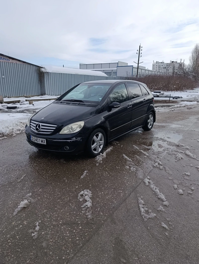 Mercedes-Benz B 200 CDI , снимка 2 - Автомобили и джипове - 53579463