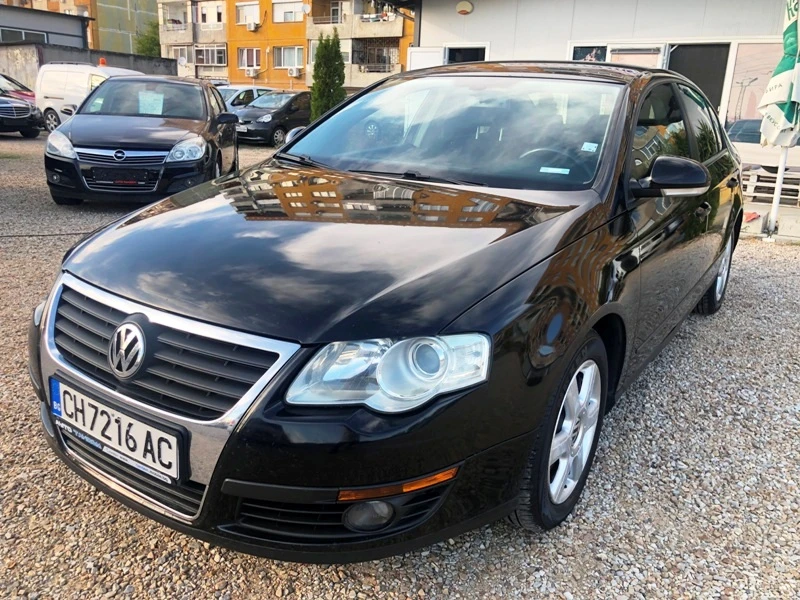 VW Passat 2.O TDI-СЕДАН-6 ск/ОБСЛУЖЕНА-ВС ПЛАТЕНО, снимка 1 - Автомобили и джипове - 47716480