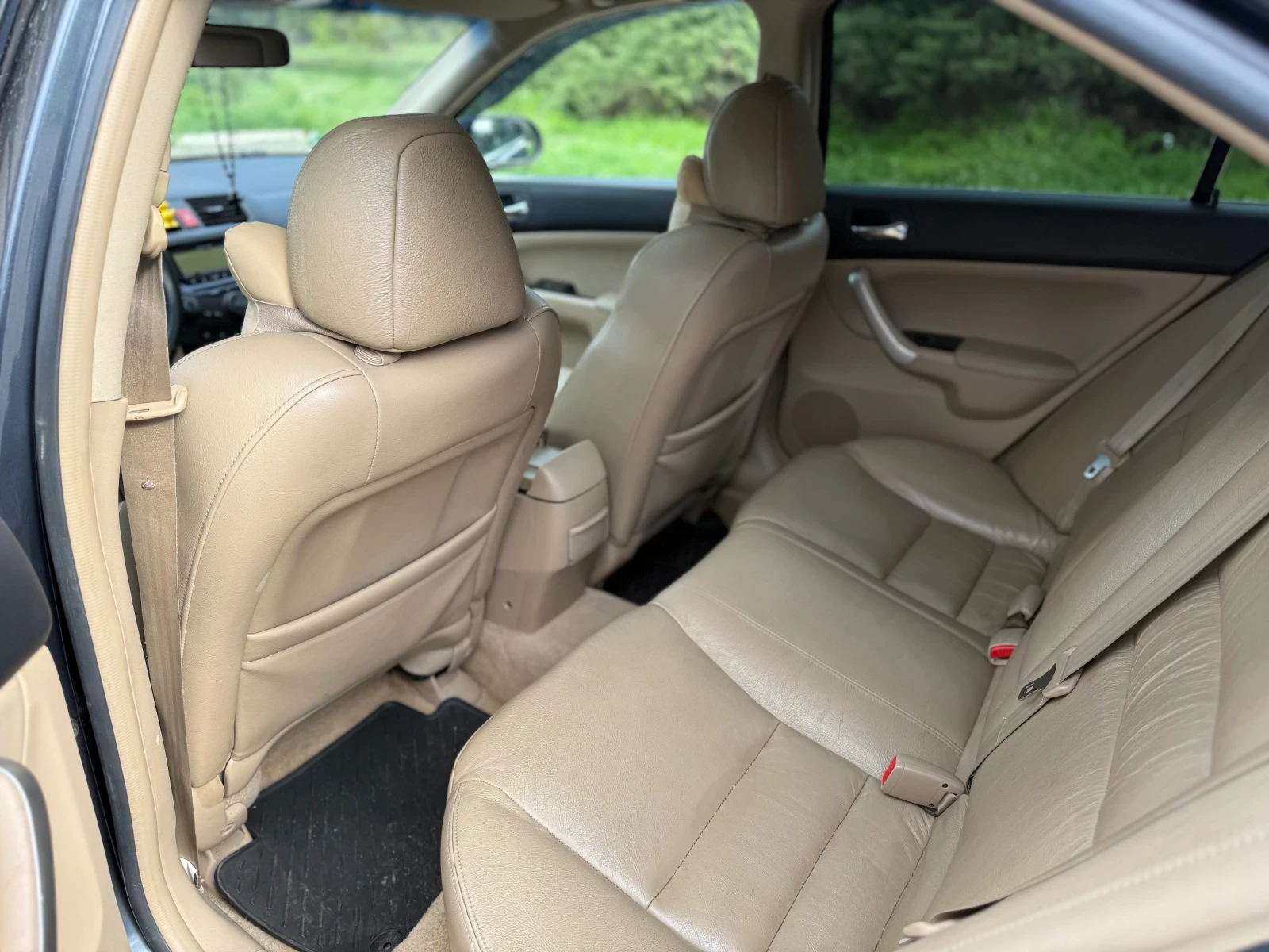 Honda Accord 2.4 Executive - изображение 9