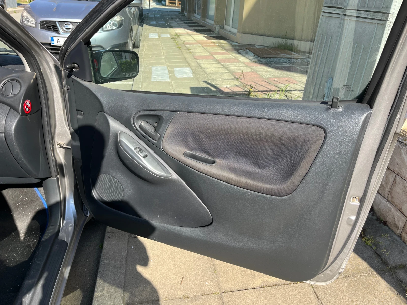 Toyota Yaris  - изображение 10