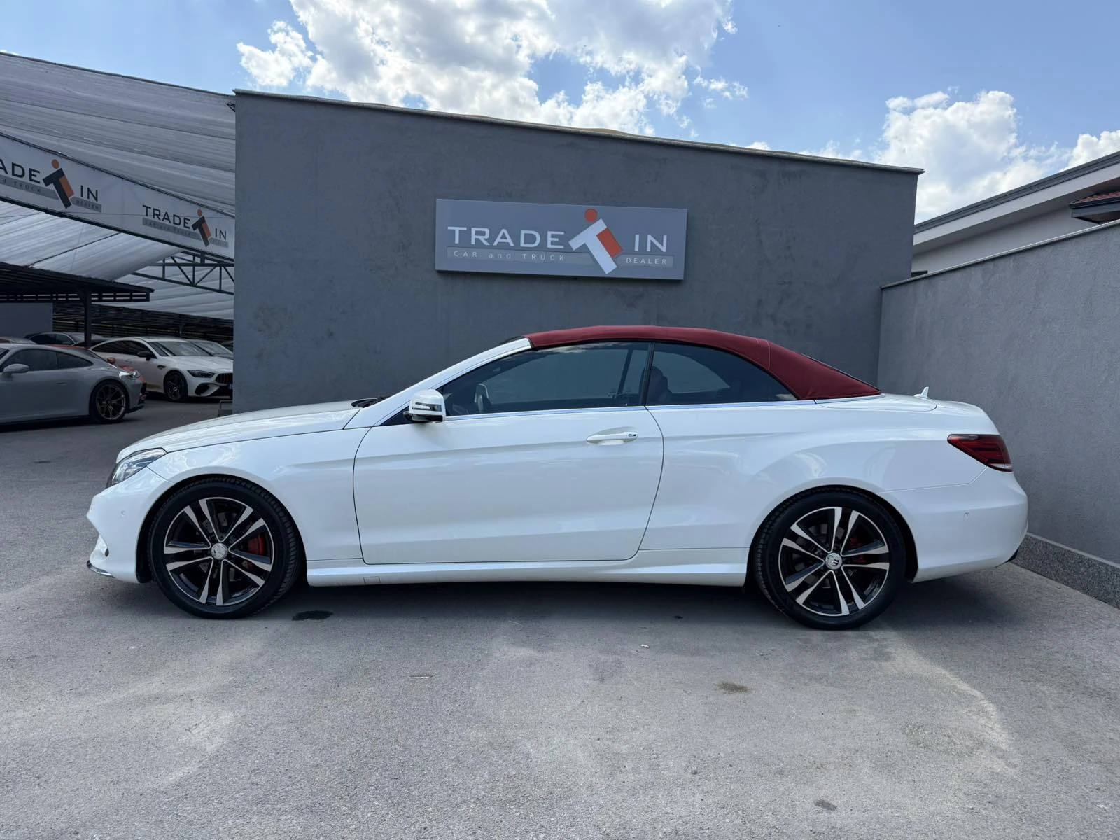 Mercedes-Benz E 220 CDI FACELIFT CABRIO AMG - изображение 7