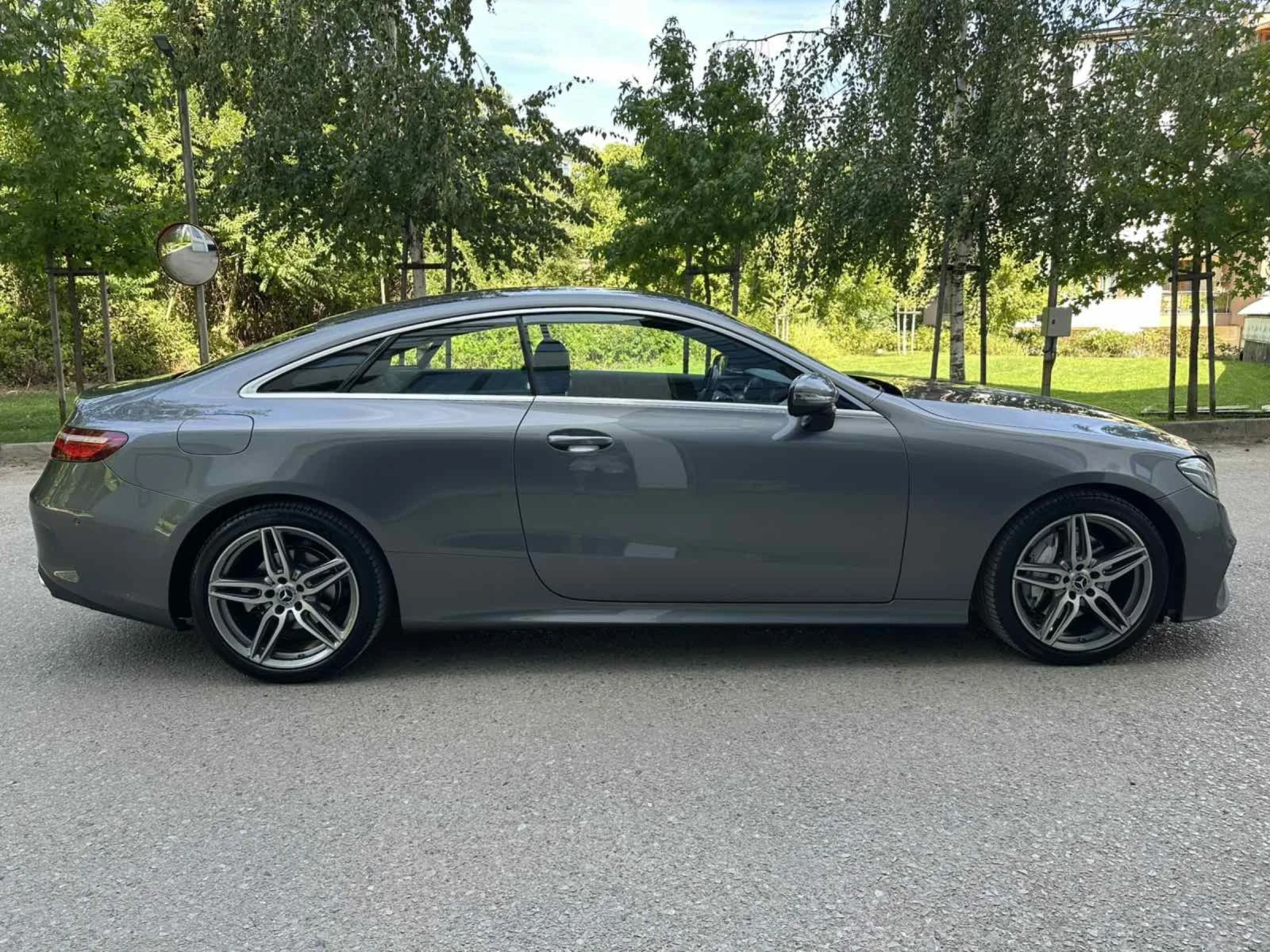 Mercedes-Benz E 220 AMG OPTIC / КАМЕРА / ПОДГРЕВ - изображение 8
