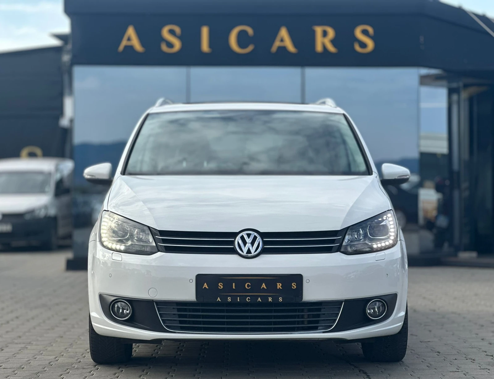VW Touran / 1.4I / CNG / HIGHLINE / TOP /  - изображение 8