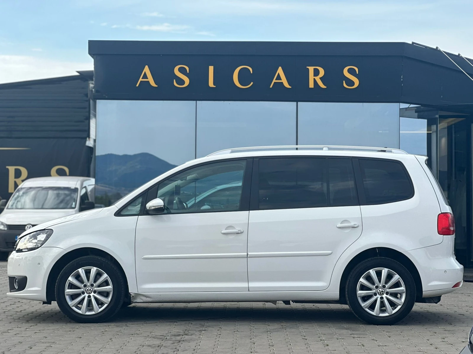 VW Touran / 1.4I / CNG / HIGHLINE / TOP /  - изображение 2