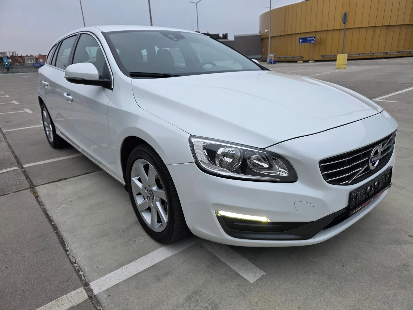 Volvo V60 facelift-2.0 D4-163hp. | Mobile.bg � ����������� 3