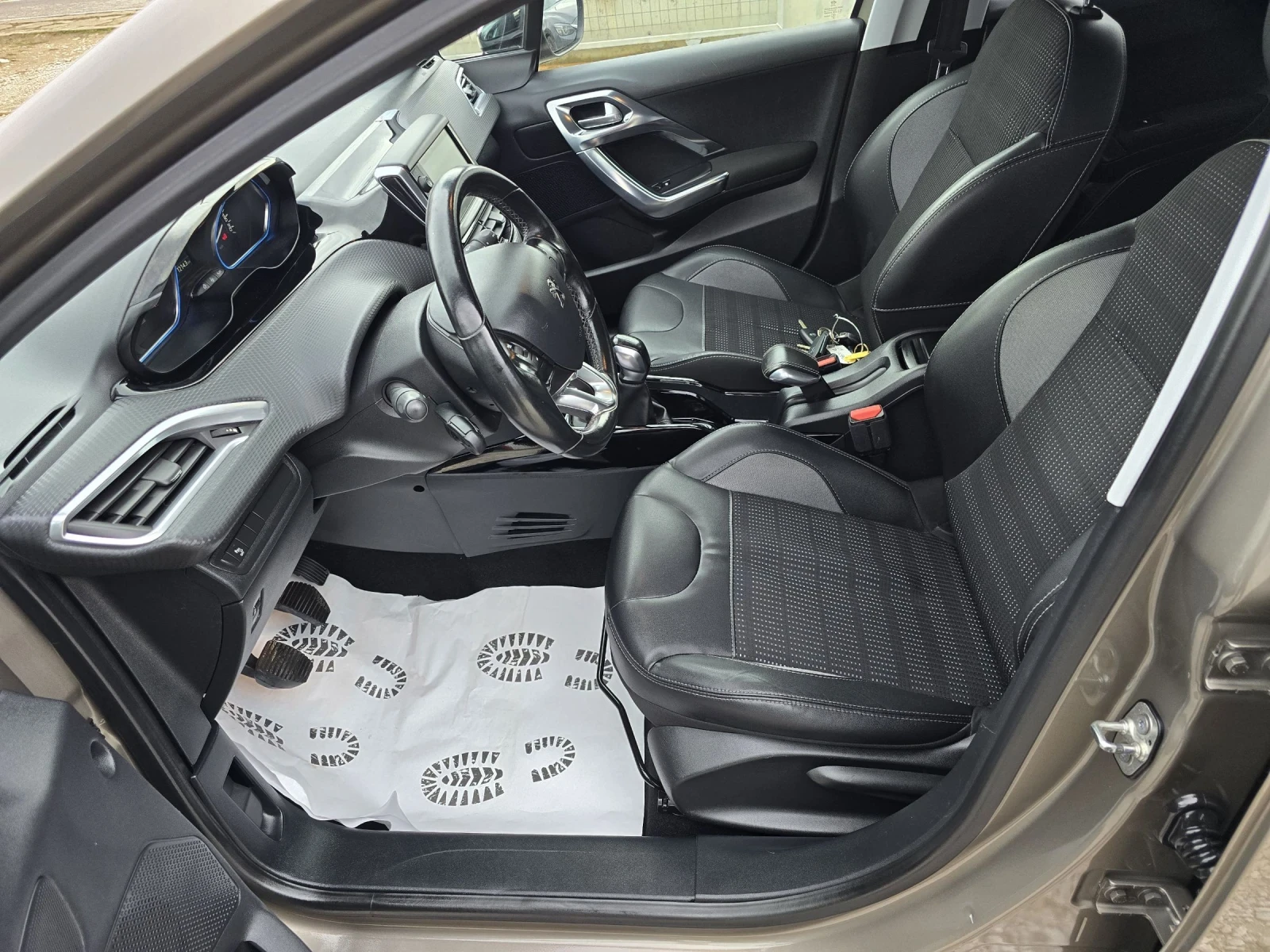 Peugeot 2008 1.6 HDI ALLURE EURO6 - изображение 10