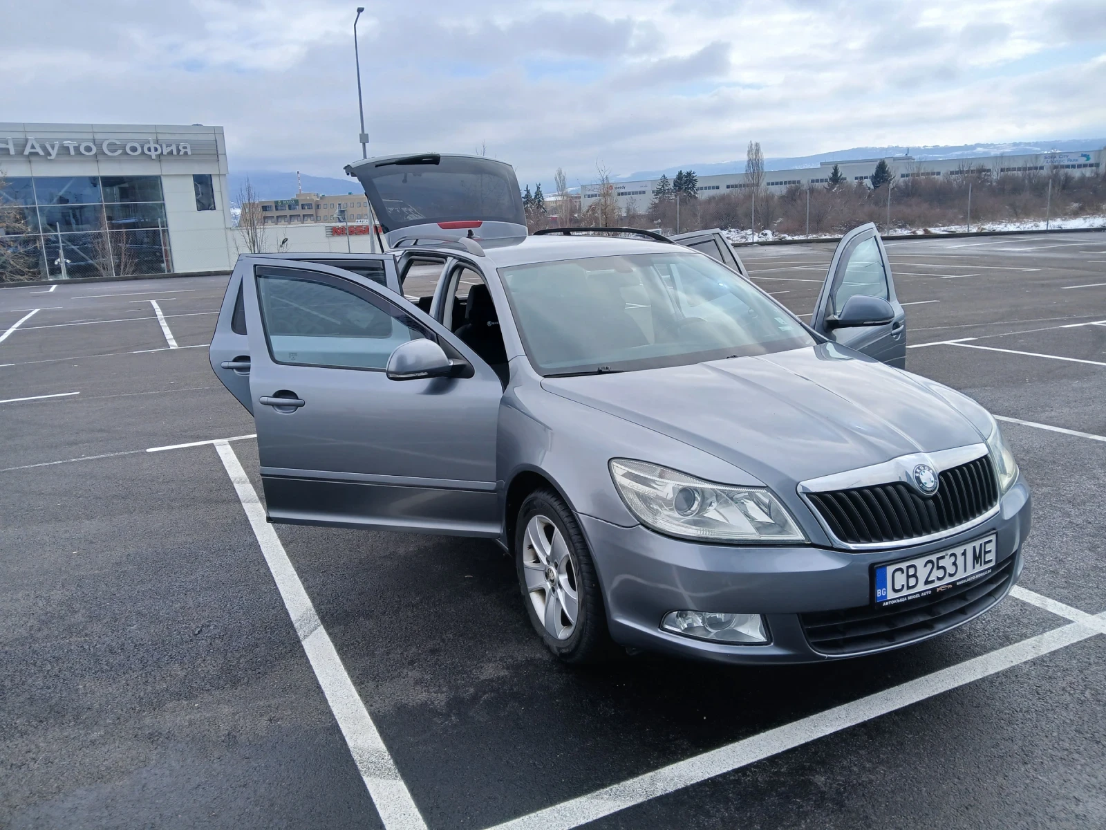 Skoda Octavia 1.6 TDI DSG | Mobile.bg � ����������� 11