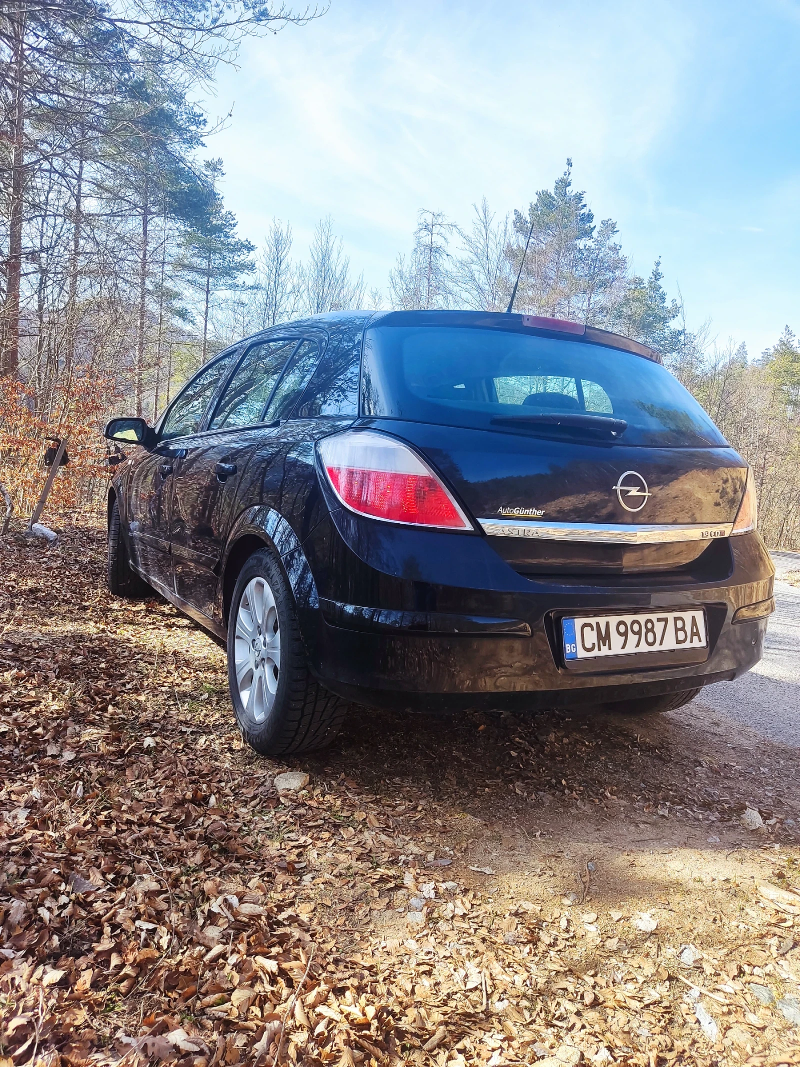 Opel Astra 1.9 CDTI 150 kc., снимка 4 - Автомобили и джипове - 53829537