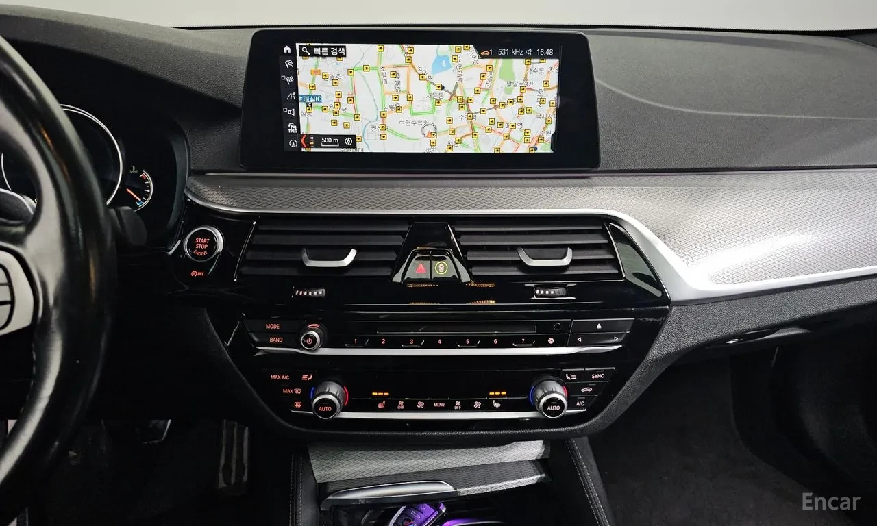 BMW 520 M SPORT , снимка 13 - Автомобили и джипове - 54564188