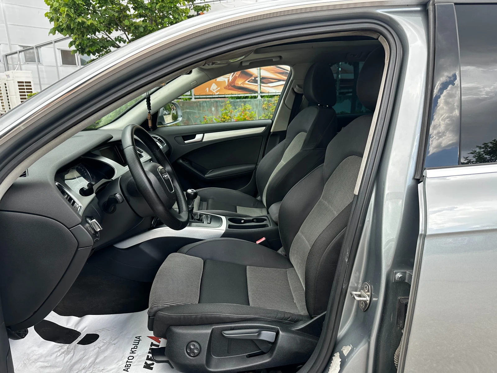 Audi A4 Avant 3.0d 239 к.с. quattro, снимка 9 - Автомобили и джипове - 54709953