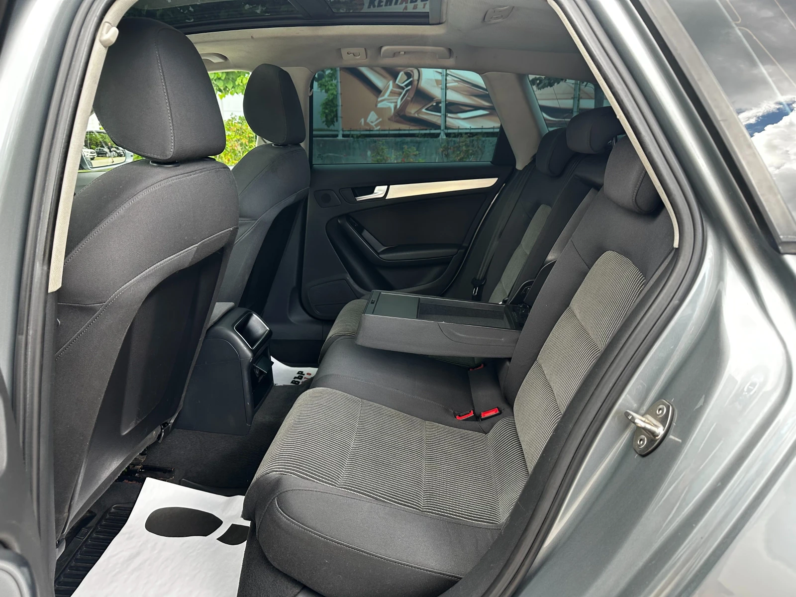 Audi A4 Avant 3.0d 239 к.с. quattro, снимка 10 - Автомобили и джипове - 54709953
