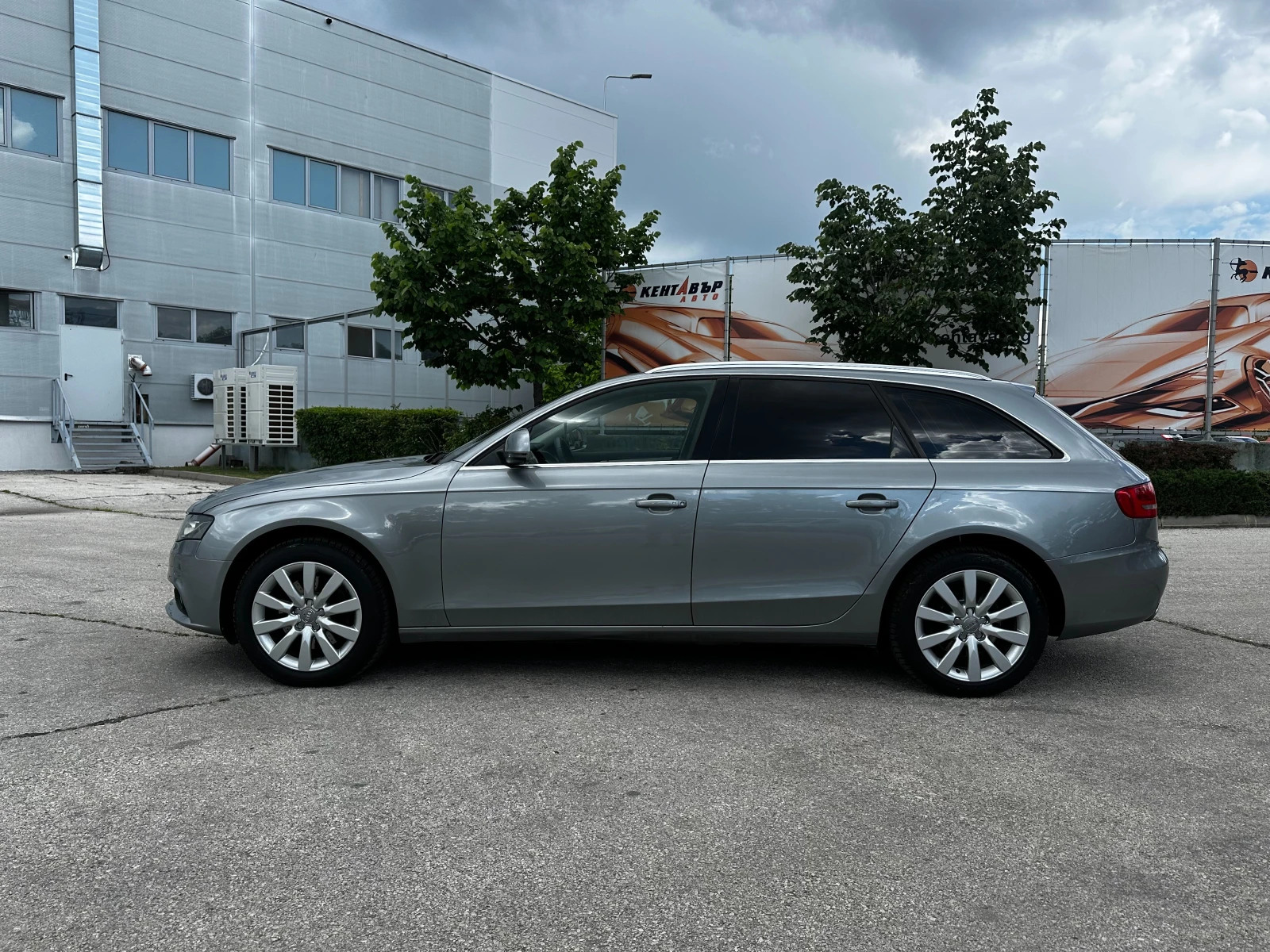 Audi A4 Avant 3.0d 239 к.с. quattro, снимка 2 - Автомобили и джипове - 54709953
