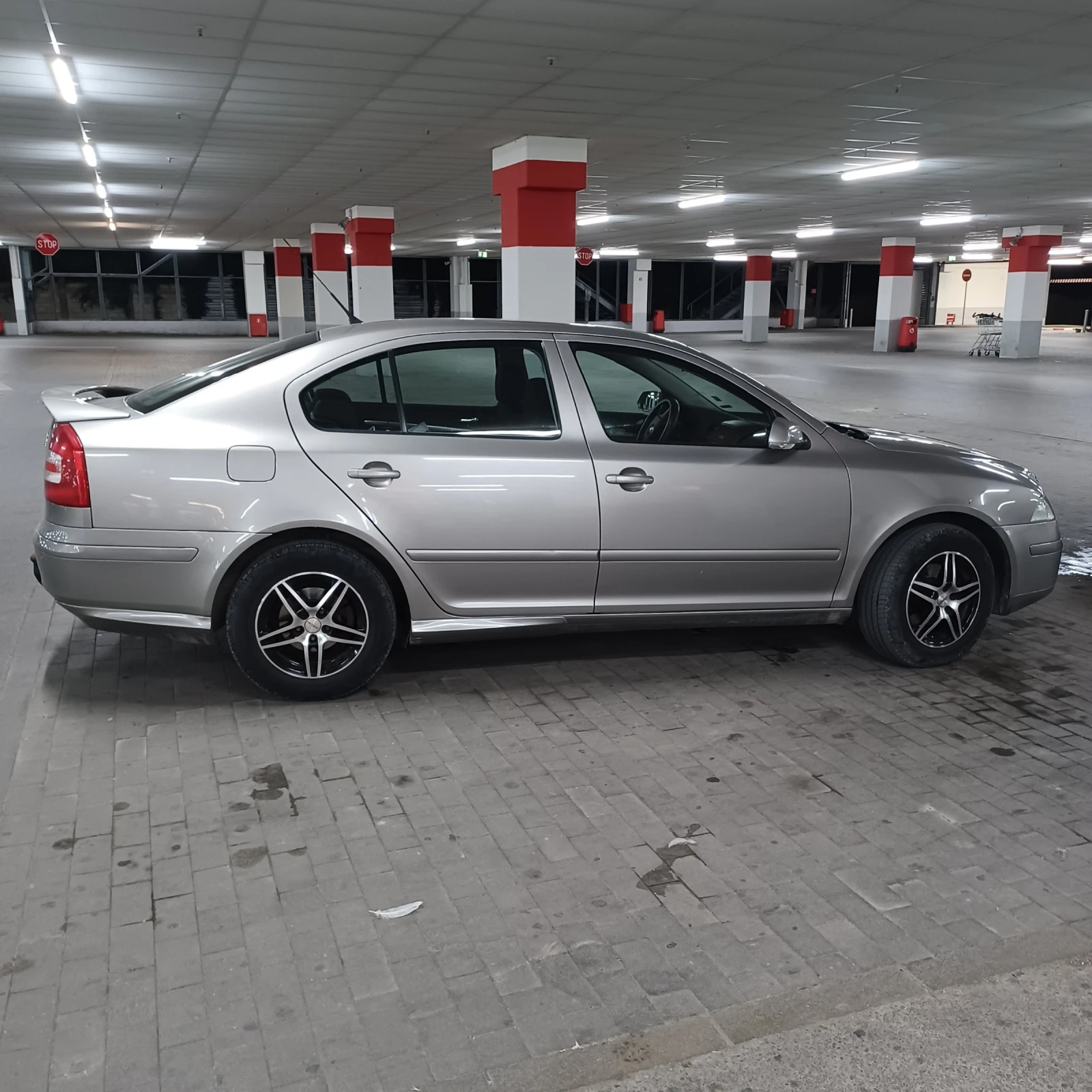 Skoda Octavia, снимка 16 - Автомобили и джипове - 54898550