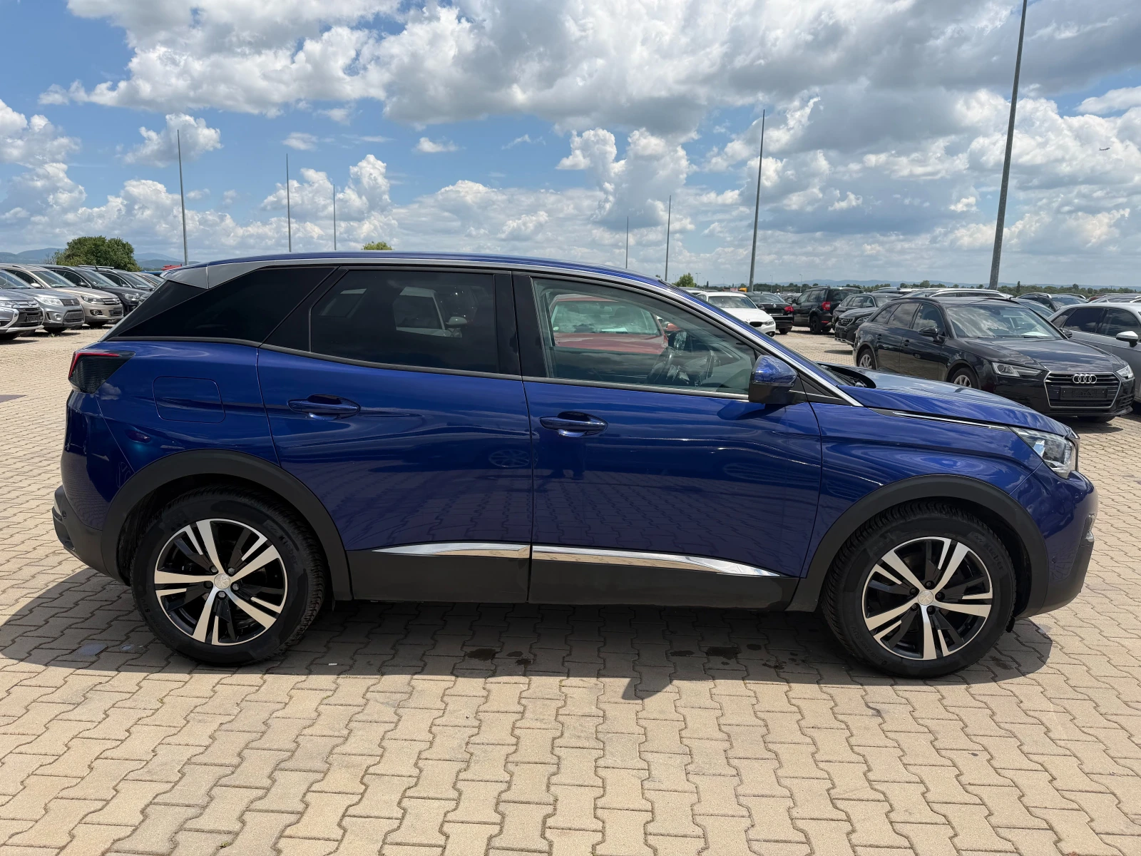 Peugeot 3008 1.5HDI Allure AVTOMAT/NAVI/KAMERA/KOJA EURO 6, снимка 5 - Автомобили и джипове - 54957992
