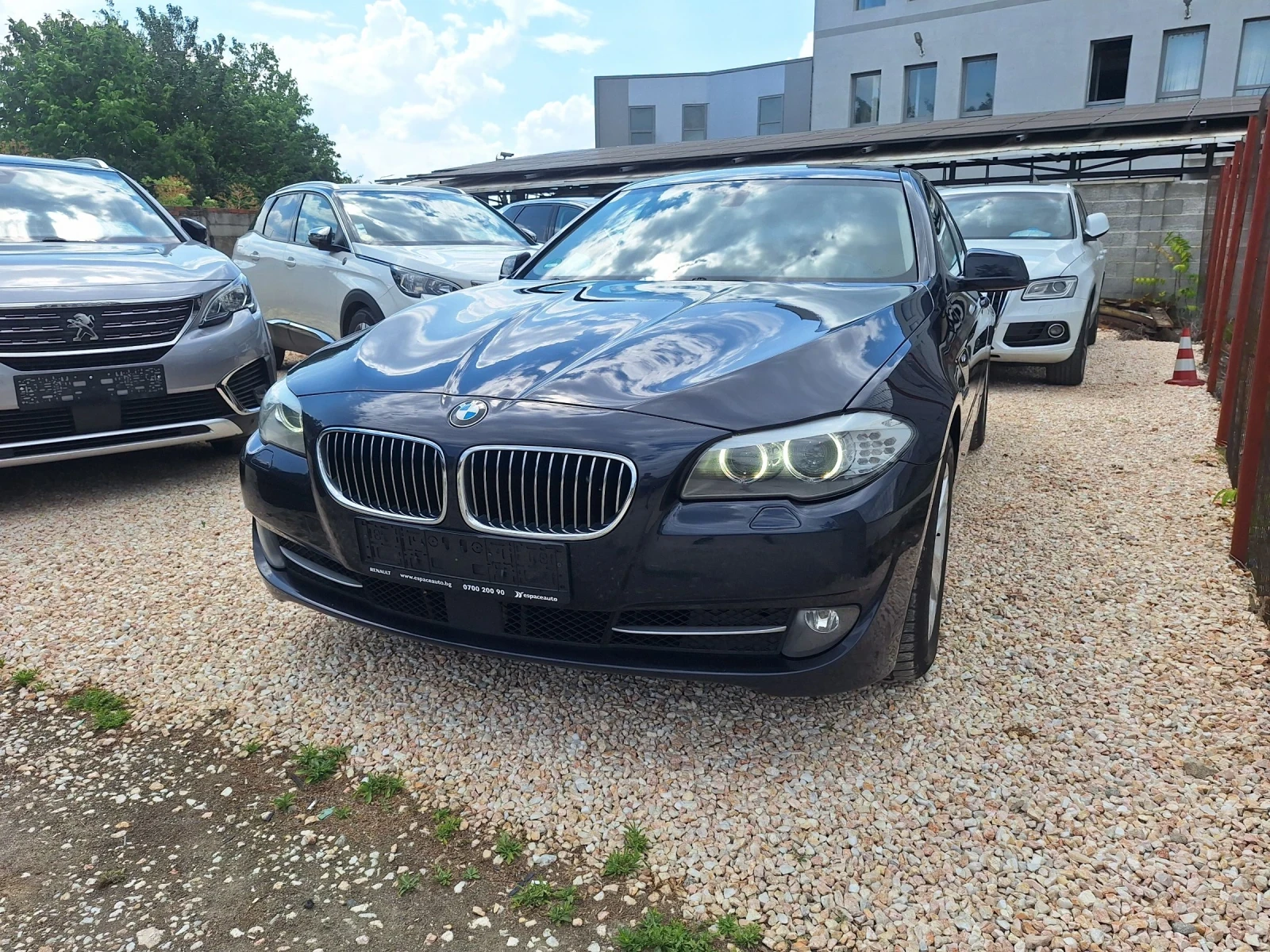 BMW 530 XD* АВТОМАТ/НАВИ/КСЕНОН/ХЕДЪП/ФУЛЛ/ТОП* , снимка 2 - Автомобили и джипове - 55147060