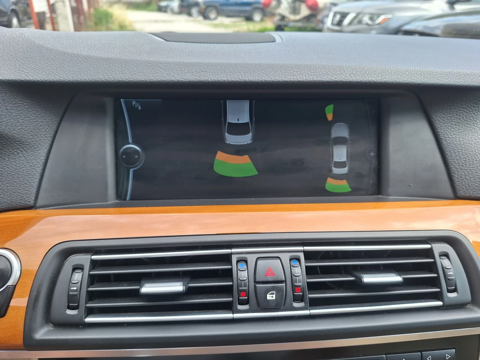 BMW 530 XD* АВТОМАТ/НАВИ/КСЕНОН/ХЕДЪП/ФУЛЛ/ТОП* , снимка 8 - Автомобили и джипове - 55147060