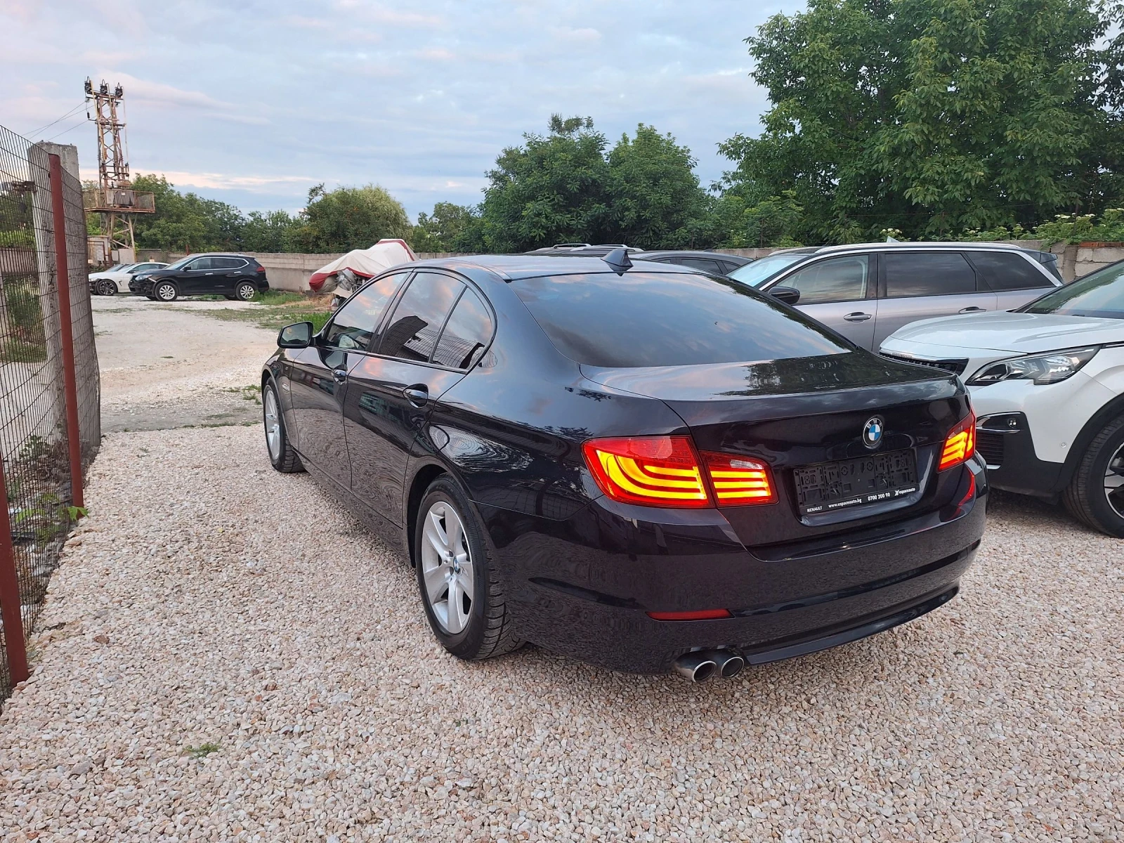 BMW 530 XD* АВТОМАТ-8ck/НАВИ/КСЕНОН/ХЕДЪП/ФУЛЛ/ТОП-ТОП* , снимка 6 - Автомобили и джипове - 55147060