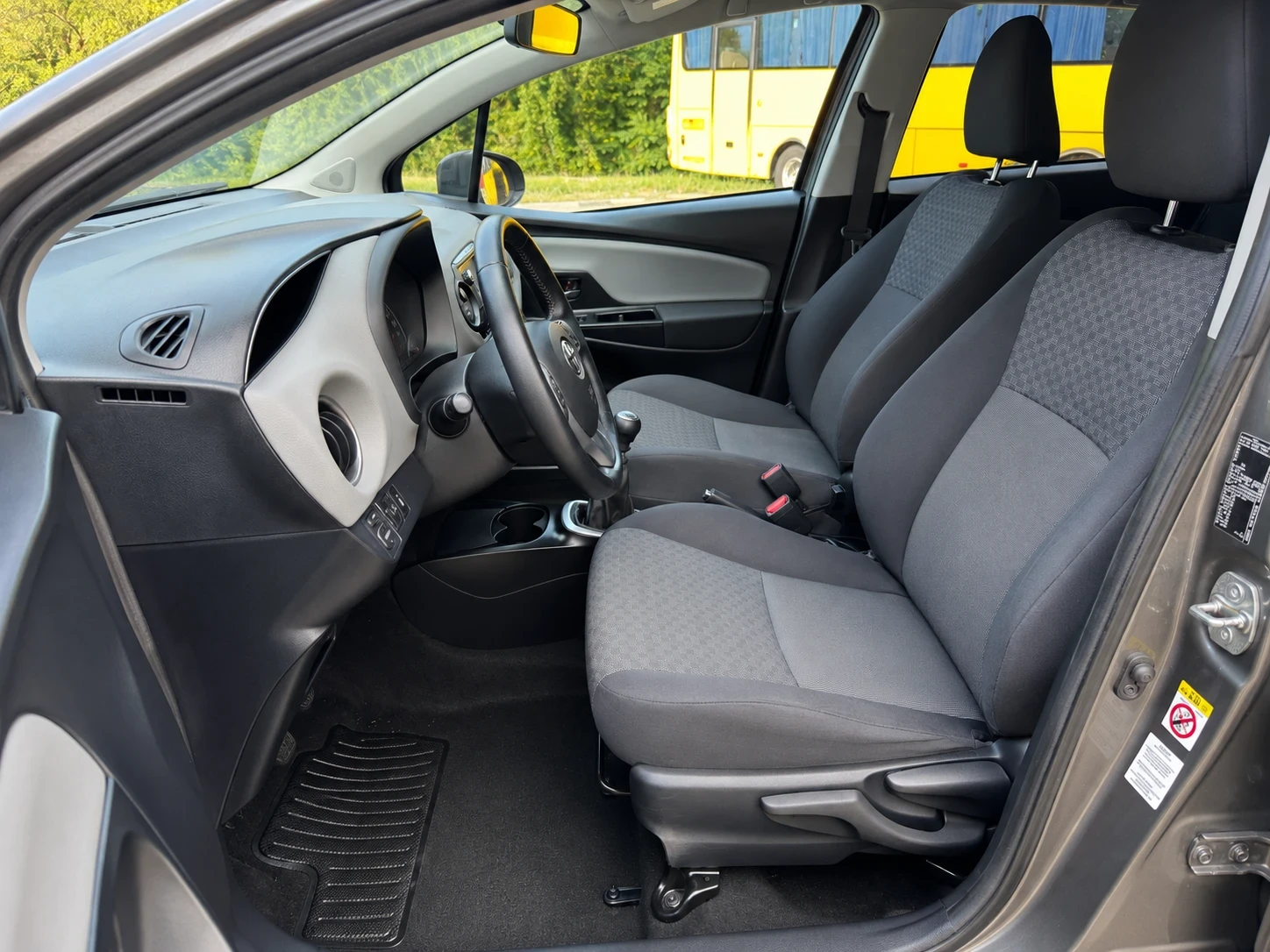 Toyota Yaris 1.4 d4d Навигия/Климатик/Печка/Камера, снимка 10 - Автомобили и джипове - 55180399