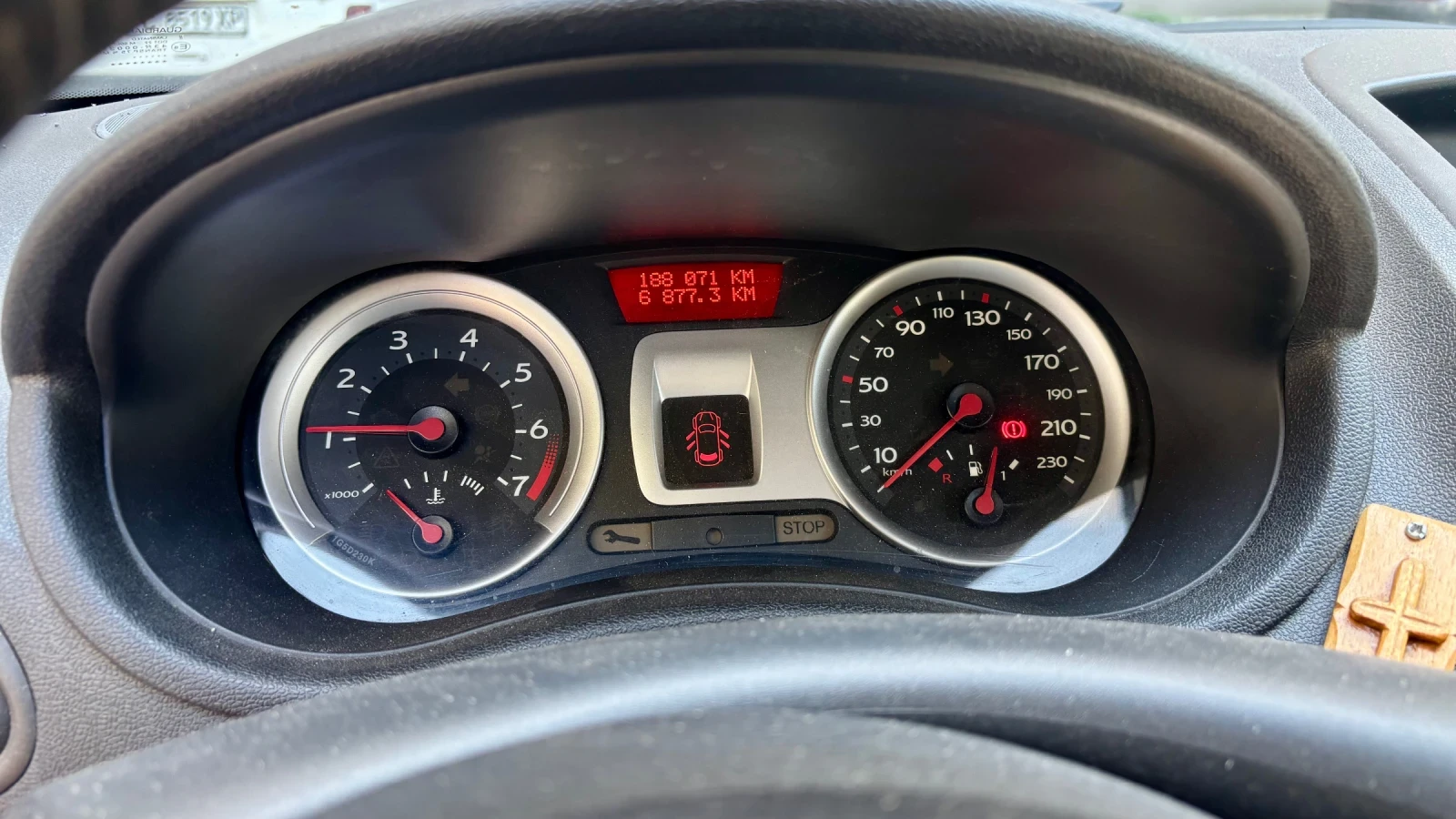 Renault Clio 1.2 16V, снимка 5 - Автомобили и джипове - 55486228