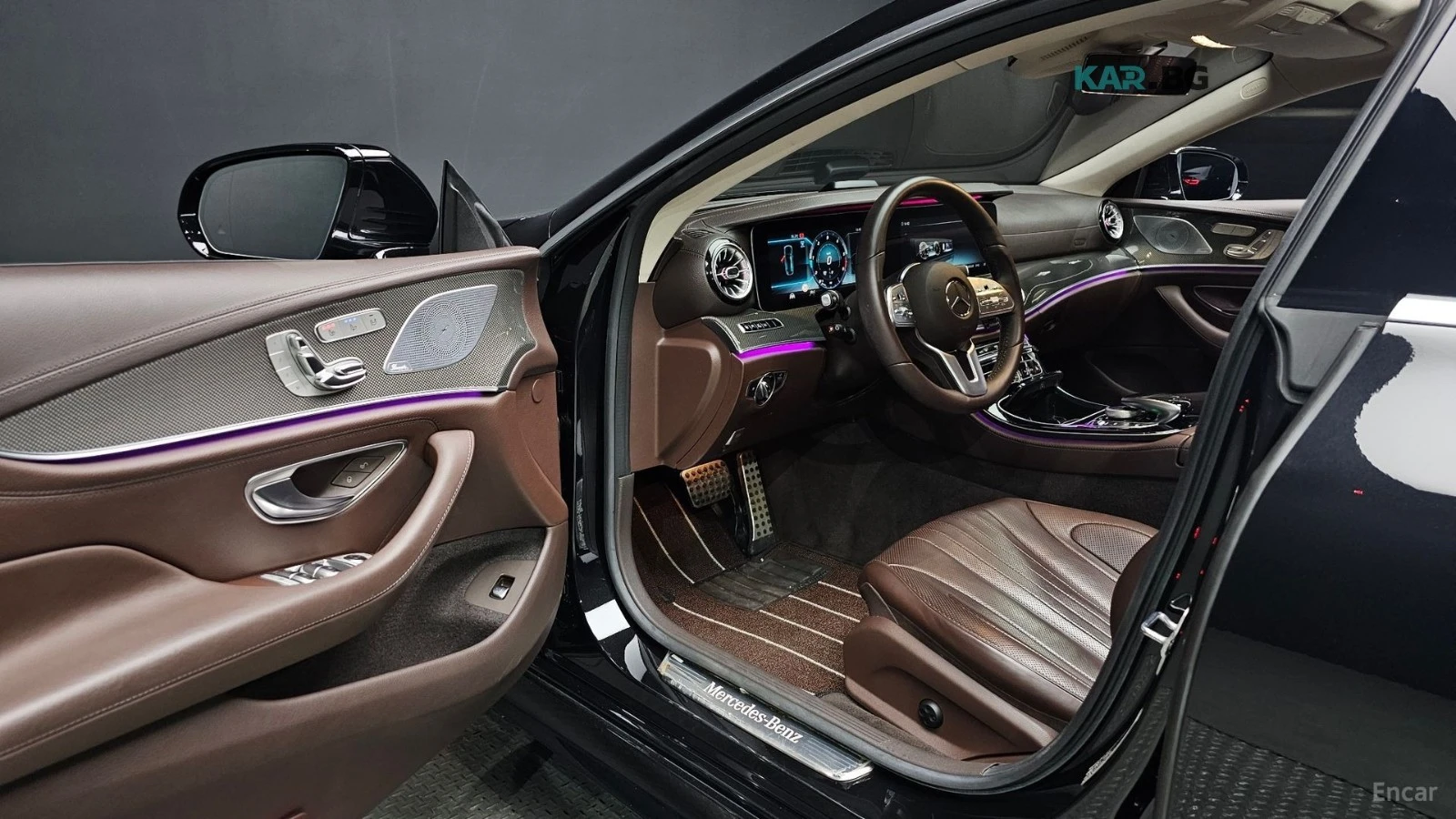 Mercedes-Benz CLS 400 4MATIC/AMG-LINE/DRIVE-ASSISTS/SUNROOF, снимка 5 - Автомобили и джипове - 55741774