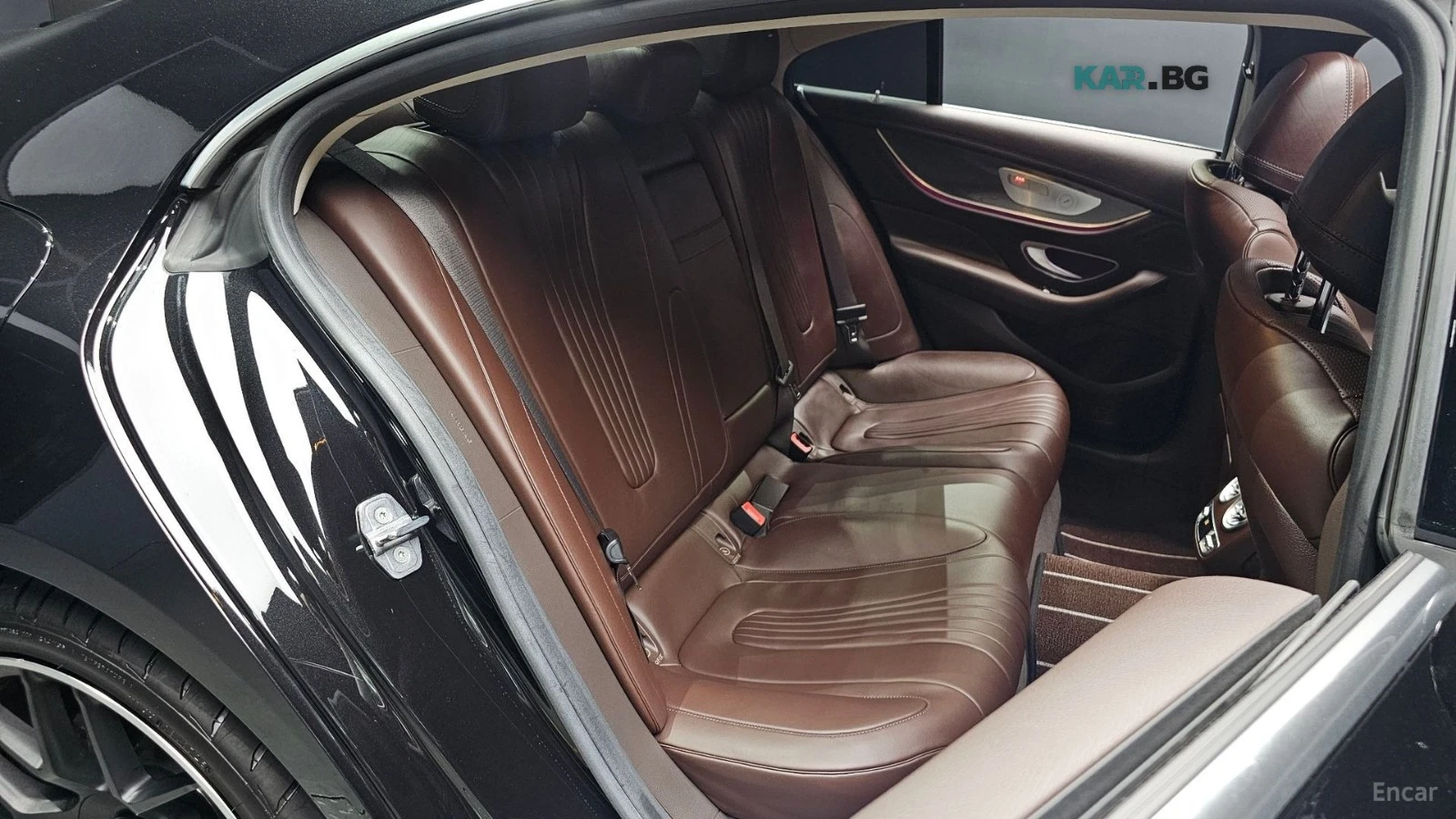 Mercedes-Benz CLS 400 4MATIC/AMG-LINE/DRIVE-ASSISTS/SUNROOF, снимка 16 - Автомобили и джипове - 55741774