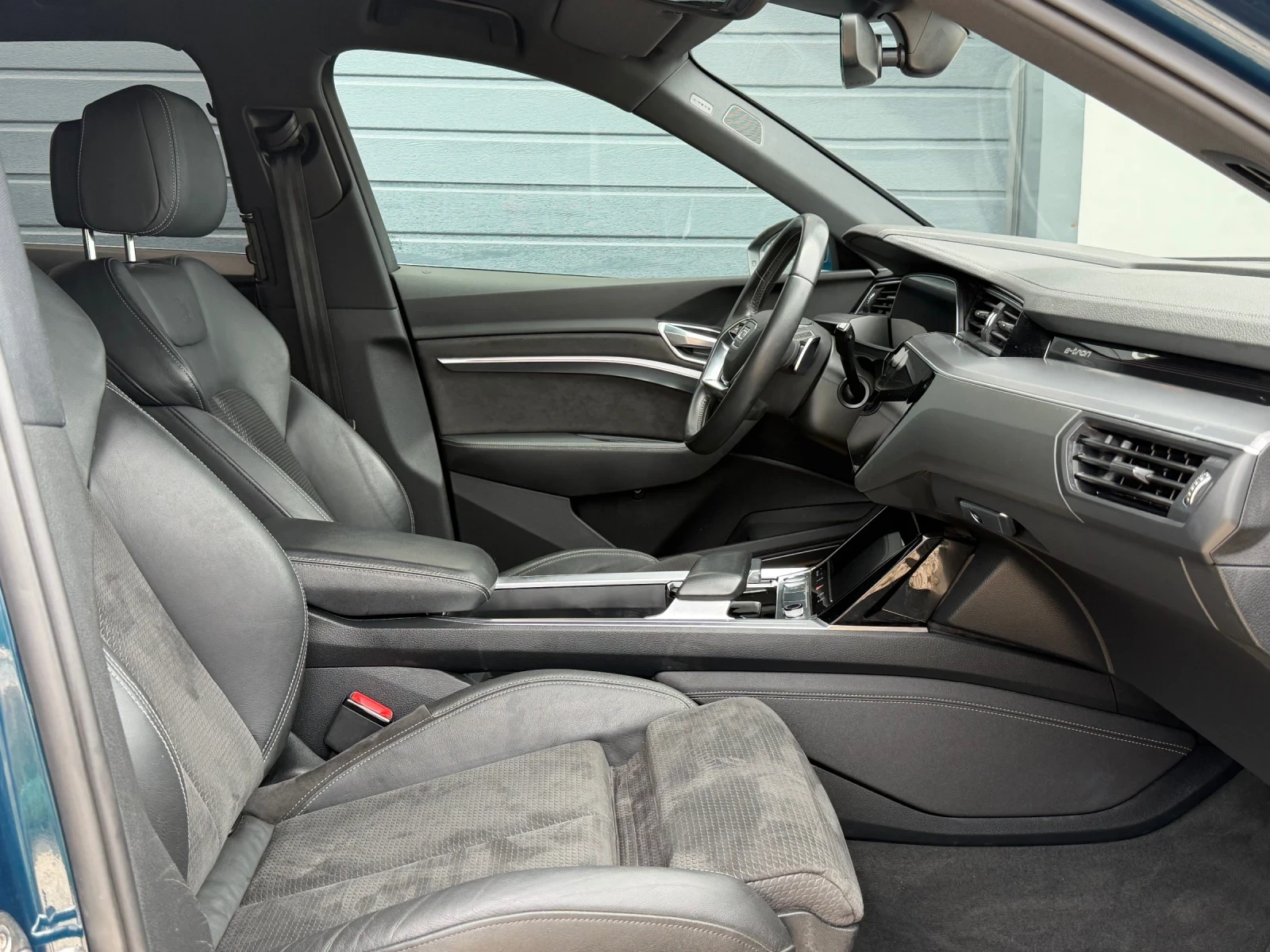Audi E-Tron 55 Quattro 2020 S-Line , снимка 11 - Автомобили и джипове - 55831433