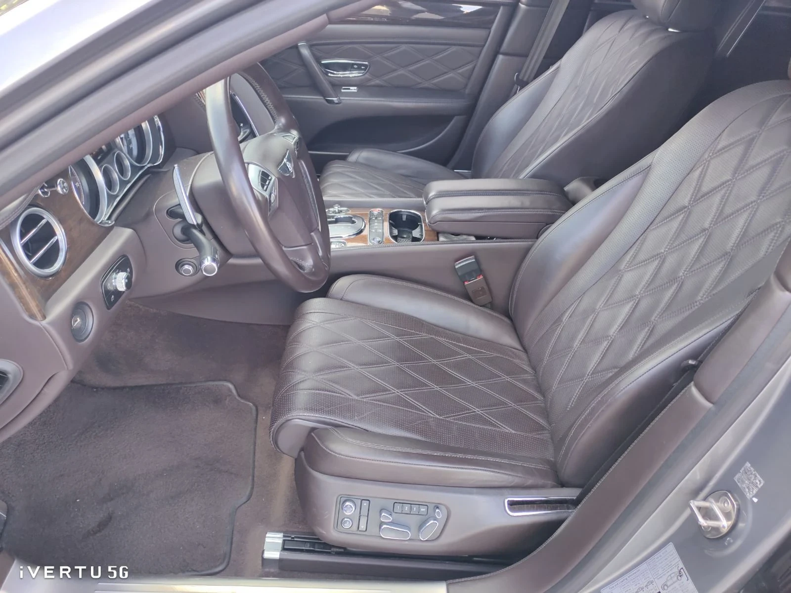 Bentley Flying Spur W12 Бартер, снимка 14 - Автомобили и джипове - 56266328
