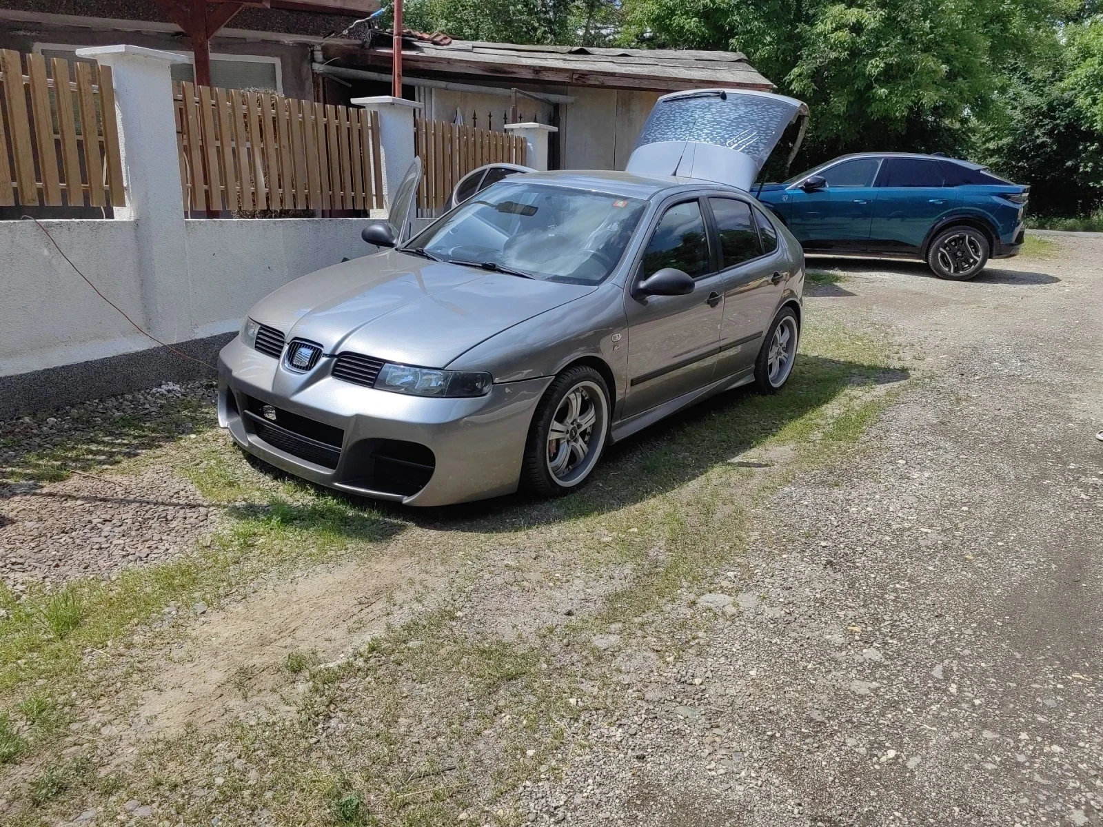 Seat Leon, снимка 6 - Автомобили и джипове - 56347473