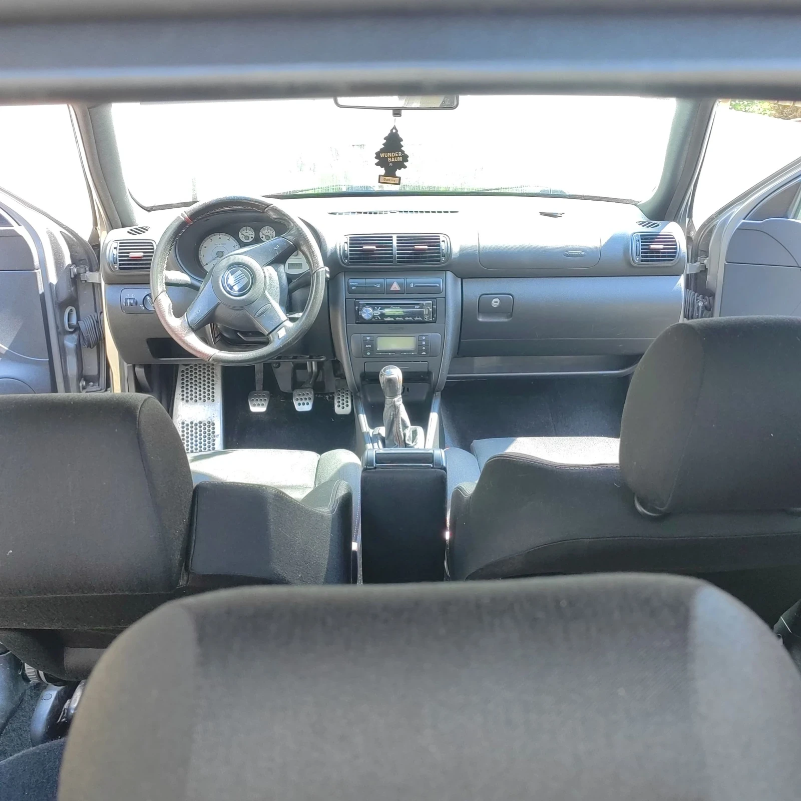 Seat Leon, снимка 11 - Автомобили и джипове - 56347473