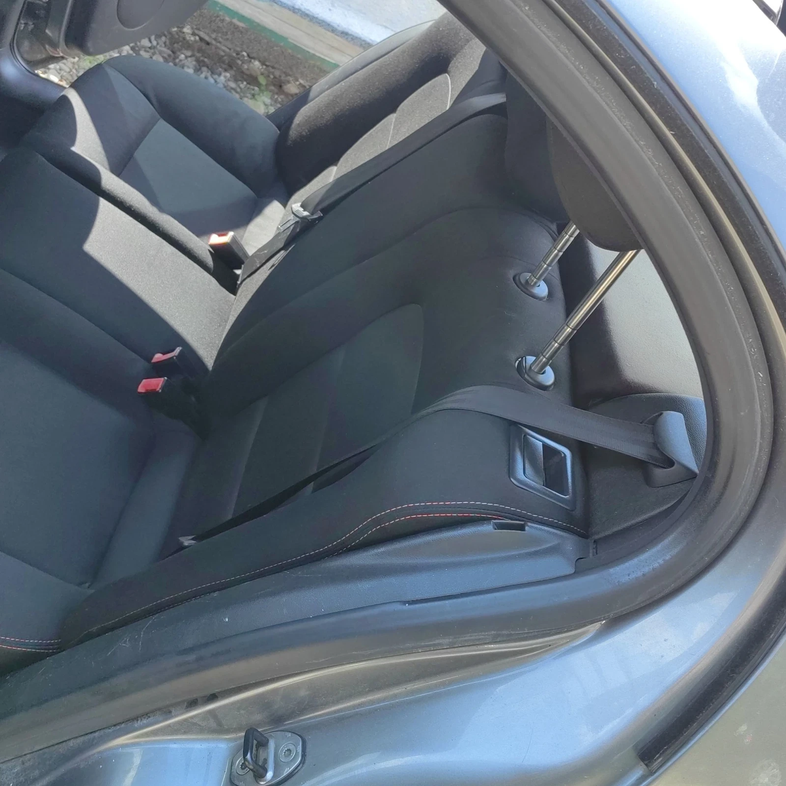 Seat Leon, снимка 9 - Автомобили и джипове - 56347473