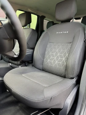 Dacia Duster 1.6i-16V 4X4 Пълна Сервизна История!, снимка 7