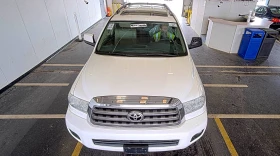 Обява за продажба на Toyota Sequoia SR5 ~29 500 лв. - изображение 1