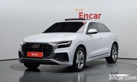 ������ Audi Q8