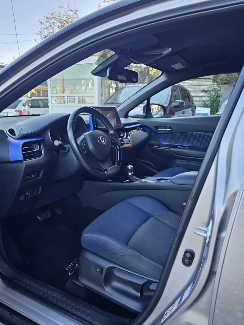 Toyota C-HR 1.8 Hybrid Камера KeylessGo 122, 000км., снимка 7 - Автомобили и джипове - 47881548