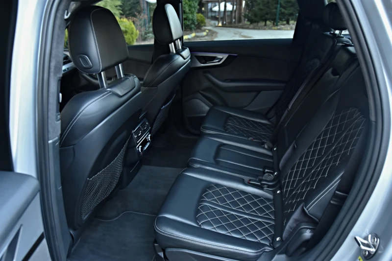 Audi SQ7 6+ 1, снимка 8 - Автомобили и джипове - 52442556