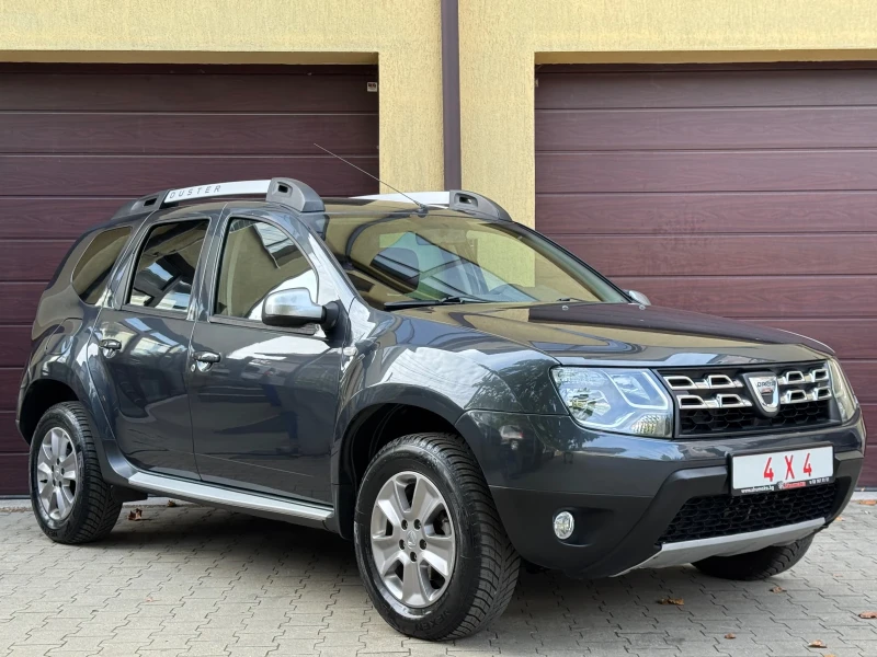 Dacia Duster 1.6i-16V 4X4 Пълна Сервизна История!, снимка 3 - Автомобили и джипове - 51844536