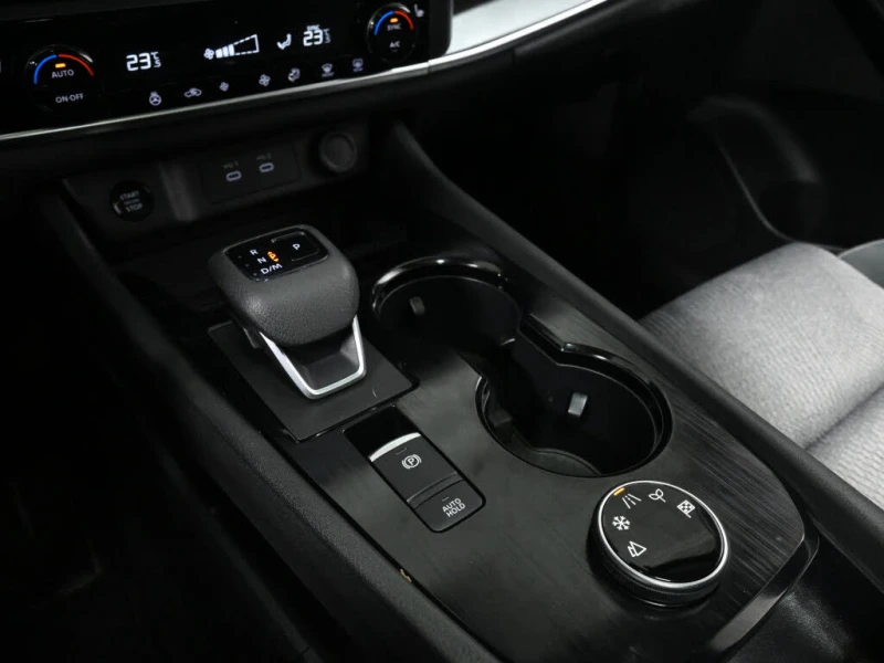 Nissan Rogue SV* AWD* АвтоКредит* (ЦЕНА ДО БГ)* , снимка 14 - Автомобили и джипове - 53513488