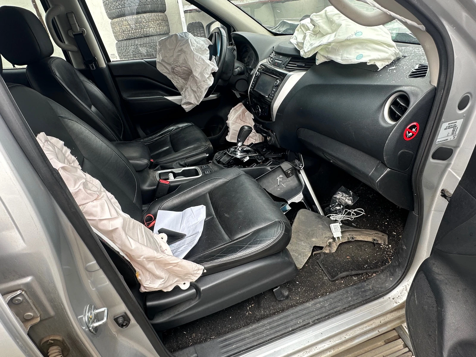 Nissan Navara 2.3DCI-190-3   | Mobile.bg   13