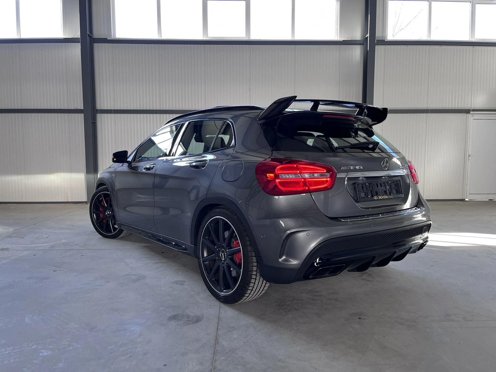 Mercedes-Benz GLA 45 AMG Edition 1 - изображение 4