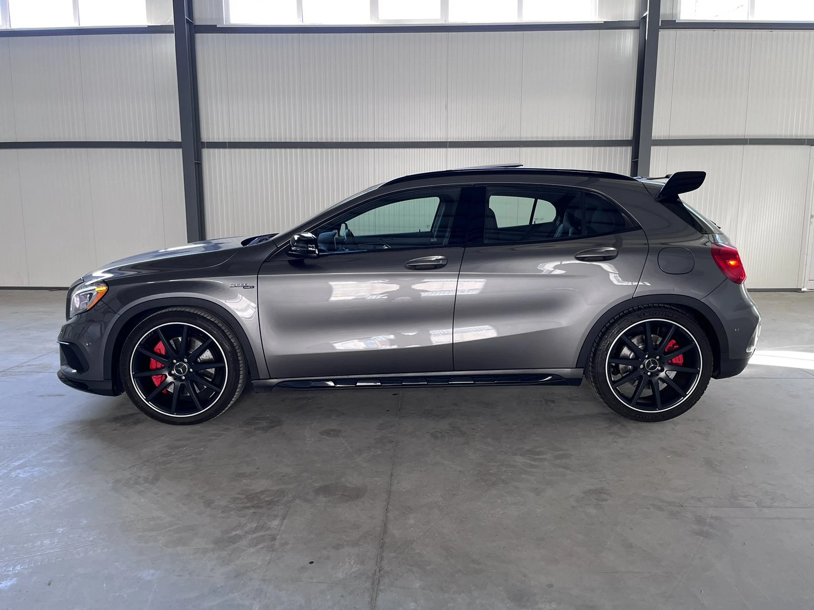 Mercedes-Benz GLA 45 AMG Edition 1 - изображение 3