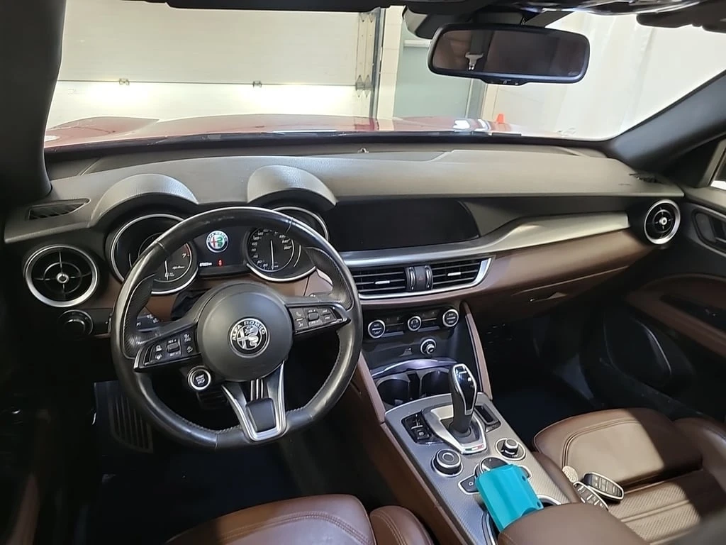 Alfa Romeo Stelvio * TI SPORT * CARFAX * БЕЗ ПЪРВОНАЧАЛНА ВНОСКА - изображение 9