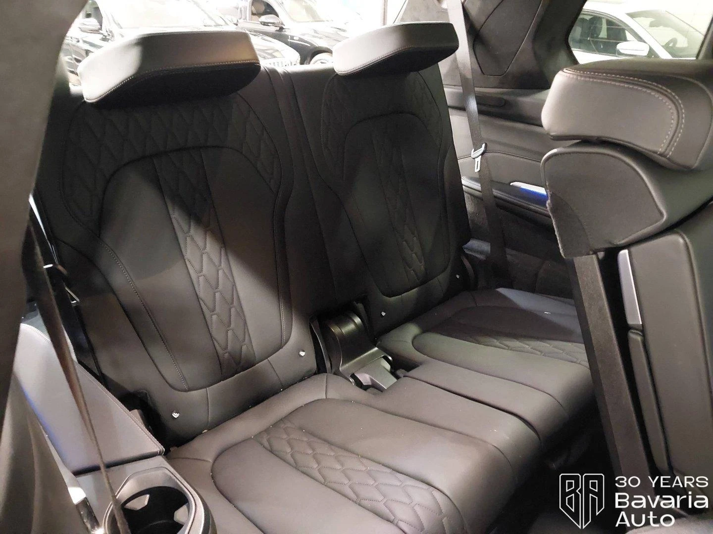 BMW X7 M60i xDrive Sportautomatic - изображение 9