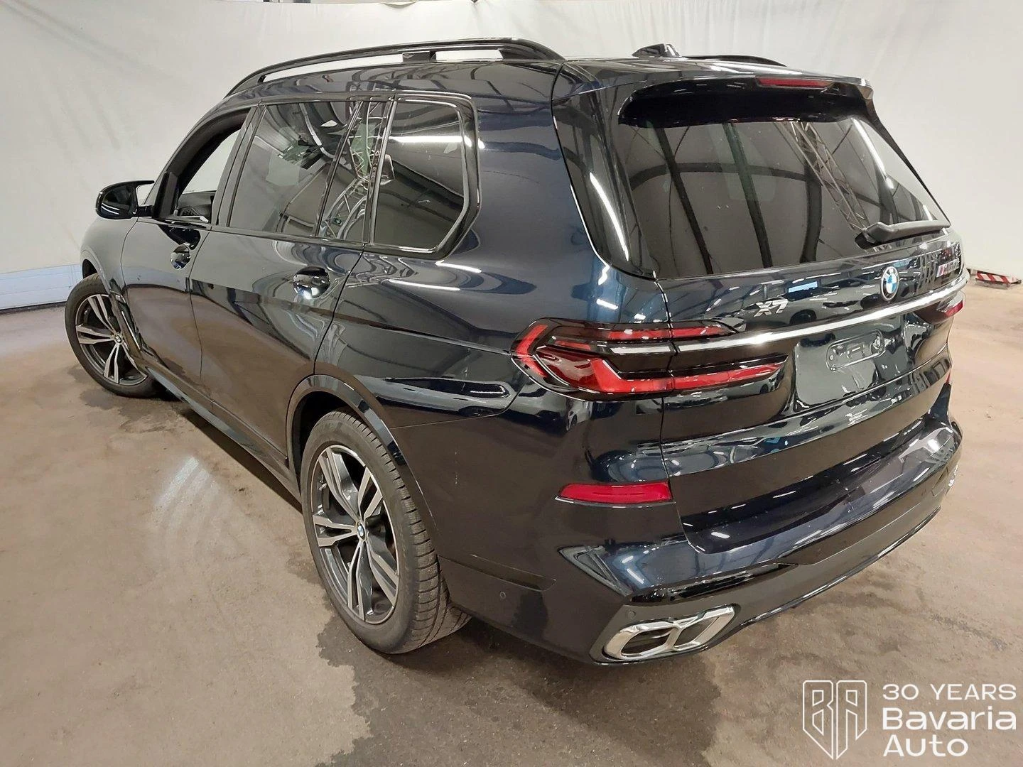 BMW X7 M60i xDrive Sportautomatic - изображение 2