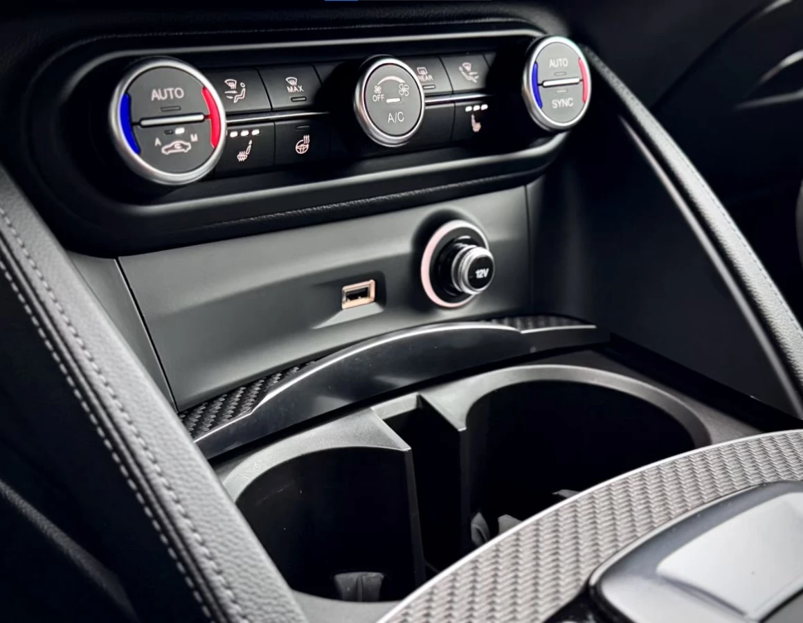 Alfa Romeo Stelvio 2.9 V6* Bi-Turbo* Quadrifoglio | Mobile.bg   11