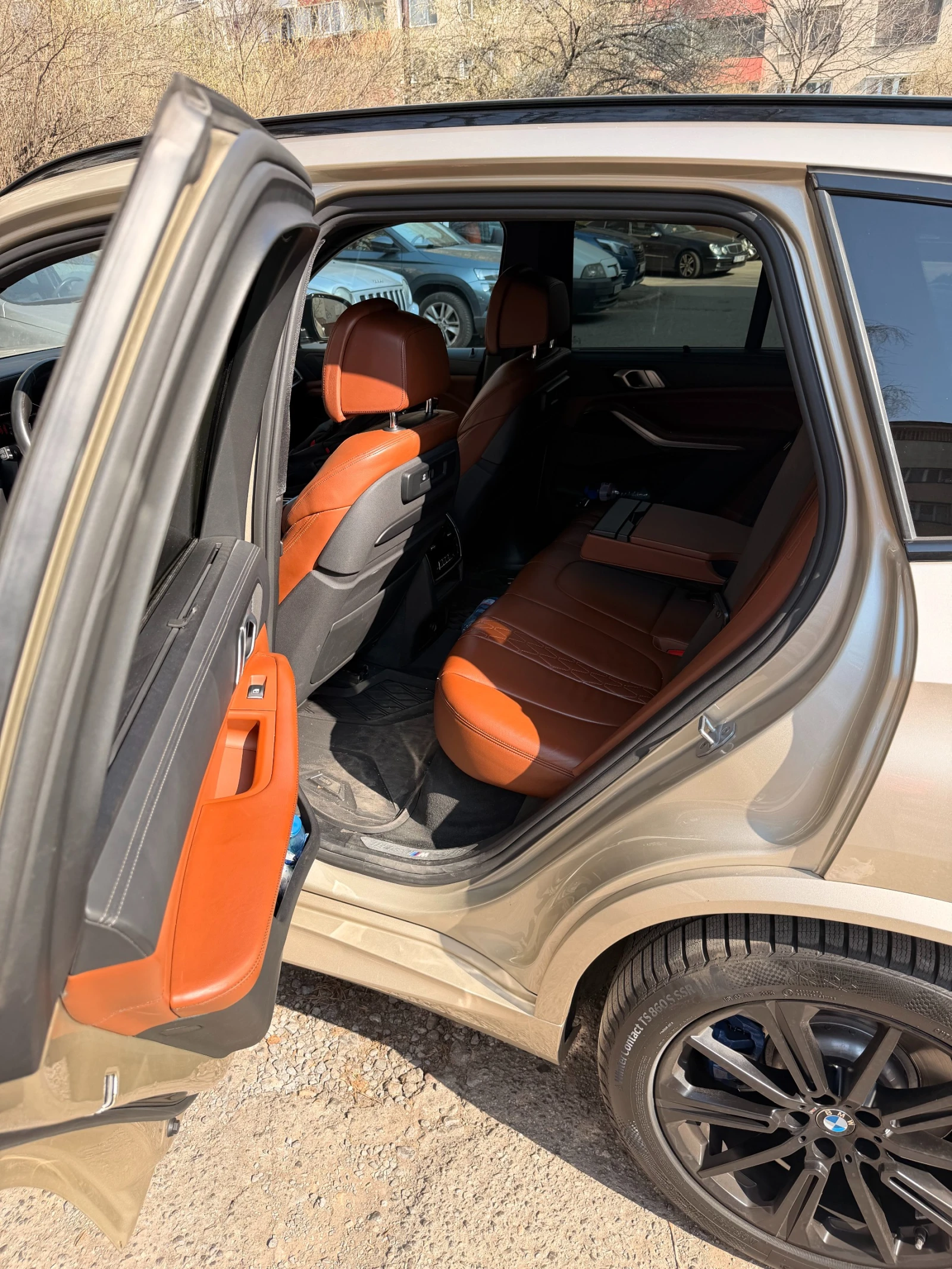 BMW X5 M50d Individual| Innovation| Laser| HarmanKardon| , снимка 15 - Автомобили и джипове - 53858840