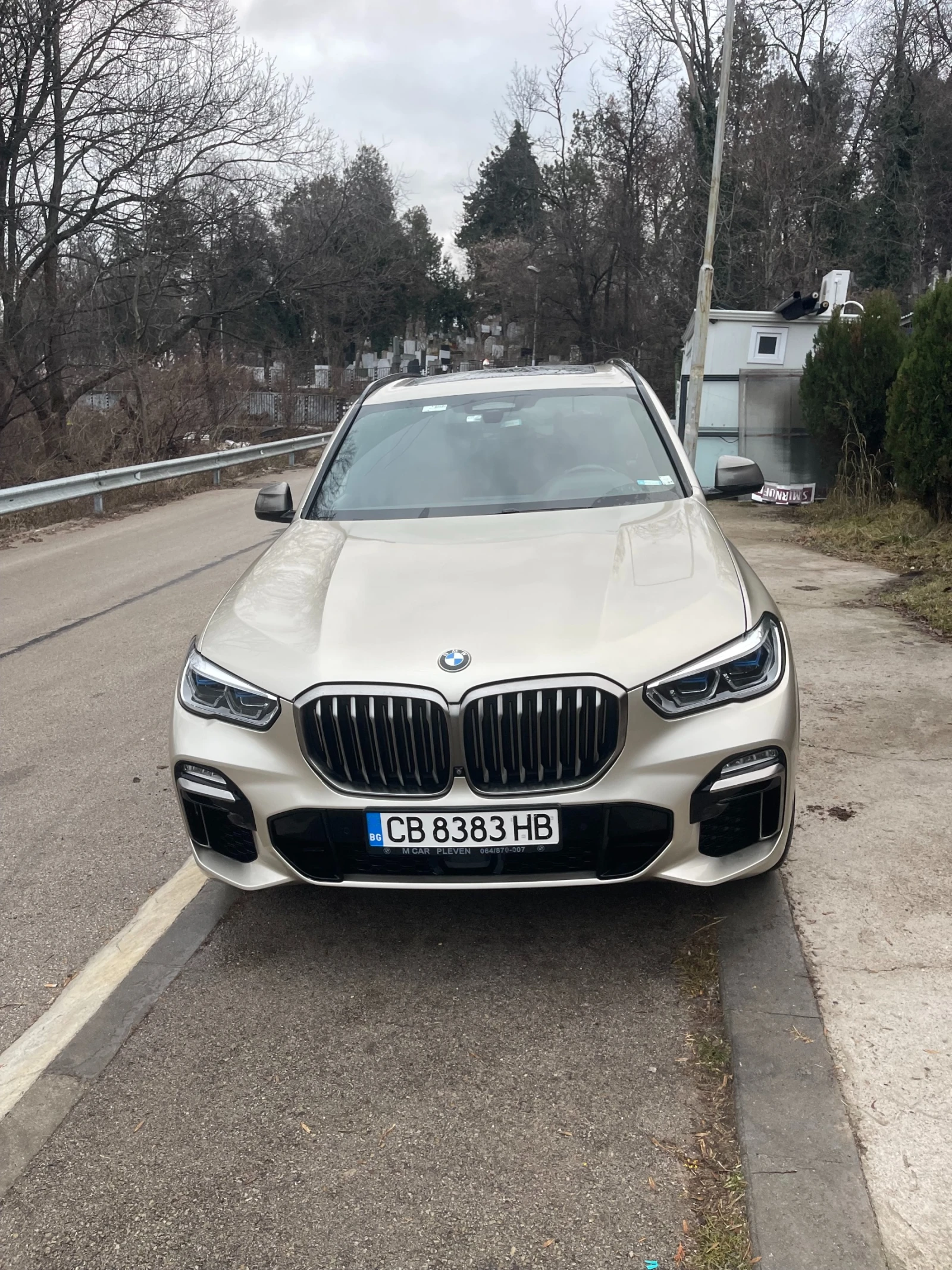 BMW X5 M50d Individual| Innovation| Laser| HarmanKardon| , снимка 3 - Автомобили и джипове - 53858840