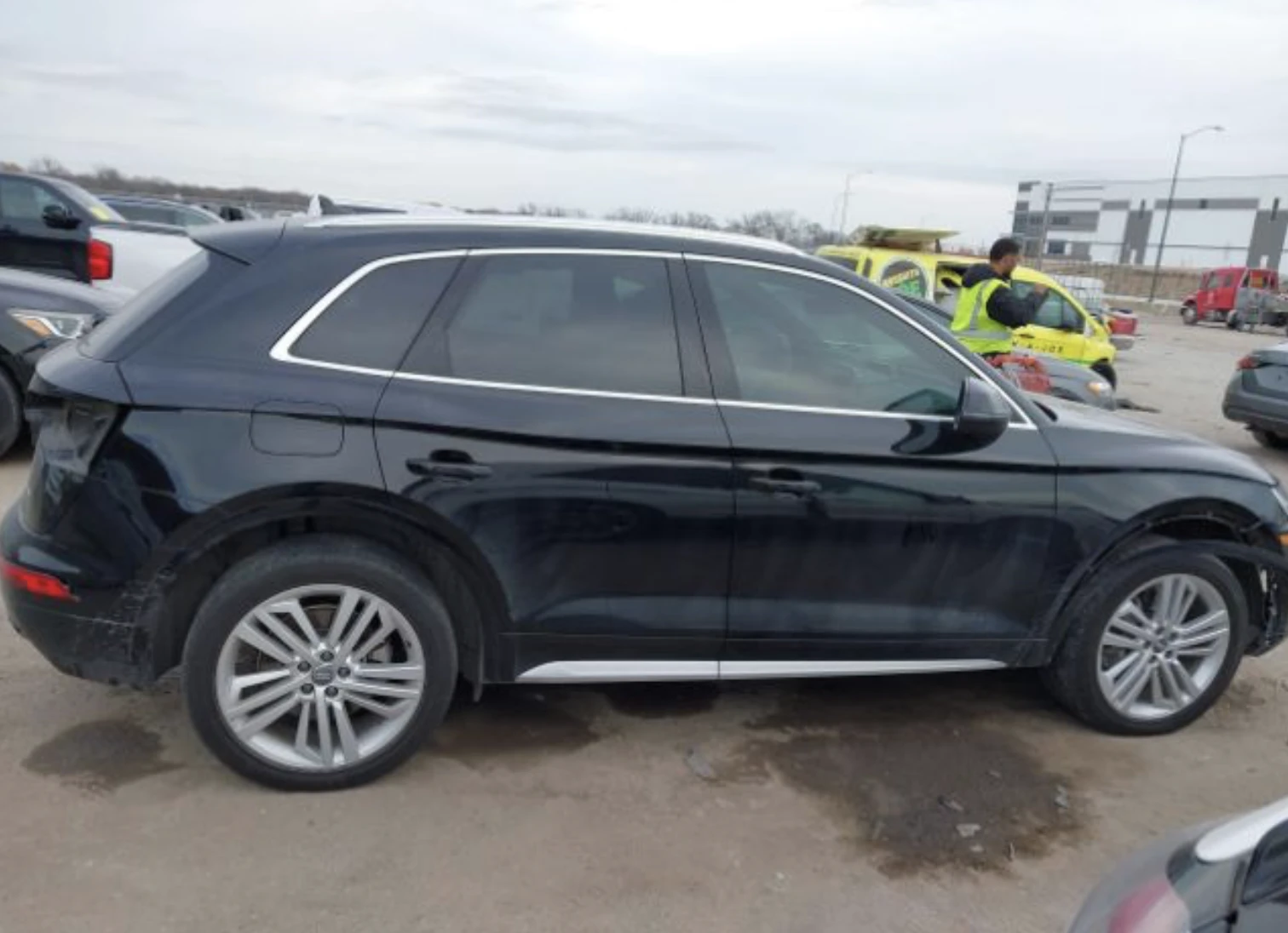 Audi Q5 PREMIUM PLUS* QUATTRO* CARFAX* АВТОЛИЗИНГ, снимка 9 - Автомобили и джипове - 53903915